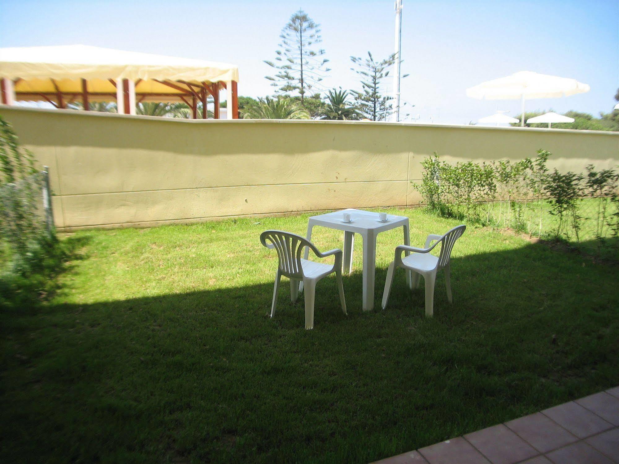 Apartamentos Turisticos Canos De Meca Los Canos De Meca Exterior foto